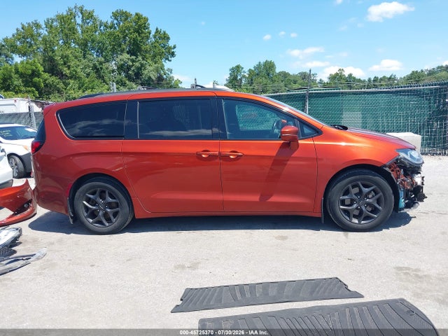 45725370 :رقم المزاد ، 2C4RC1GG2JR171637 vin ، 2018 Chrysler Pacifica Limited مزاد بيع