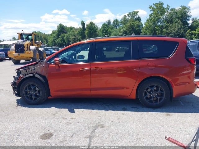 45725370 :رقم المزاد ، 2C4RC1GG2JR171637 vin ، 2018 Chrysler Pacifica Limited مزاد بيع
