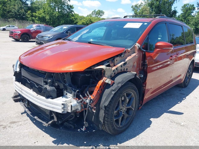 45725370 :رقم المزاد ، 2C4RC1GG2JR171637 vin ، 2018 Chrysler Pacifica Limited مزاد بيع