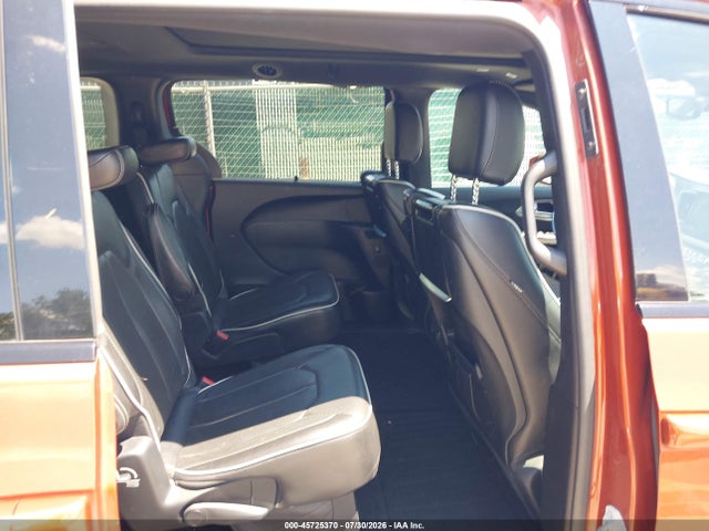 45725370 :رقم المزاد ، 2C4RC1GG2JR171637 vin ، 2018 Chrysler Pacifica Limited مزاد بيع