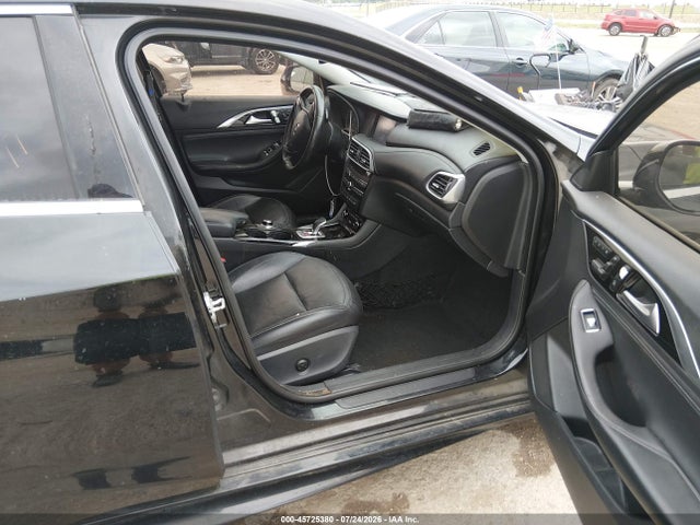 2018 Infiniti Qx30 Luxury მანქანა იყიდება აუქციონზე, vin: SJKCH5CP6JA057159, აუქციონის ნომერი: 45725380