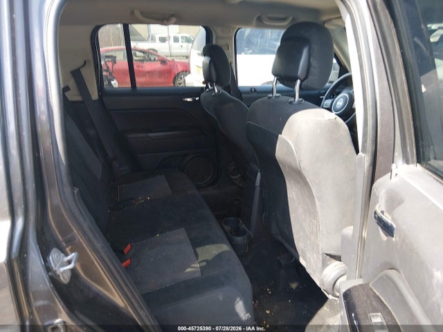 Продажа на аукционе авто 2015 Jeep Patriot Sport, vin: 1C4NJPBBXFD211170, номер лота: 45725390
