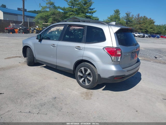 45725420 :رقم المزاد ، JF2SJAEC5JH537028 vin ، 2018 Subaru Forester 2.5i Premium مزاد بيع