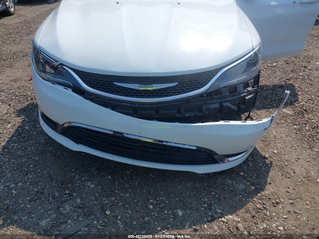 45725428 :رقم المزاد ، 1C3CCCAB0FN675420 vin ، 2015 Chrysler 200 Limited مزاد بيع
