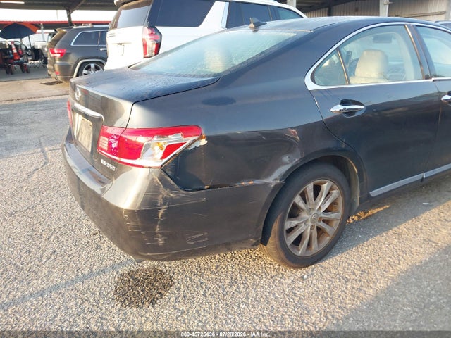 45725436 :رقم المزاد ، JTHBK1EG0B2461736 vin ، 2011 Lexus Es 350 مزاد بيع