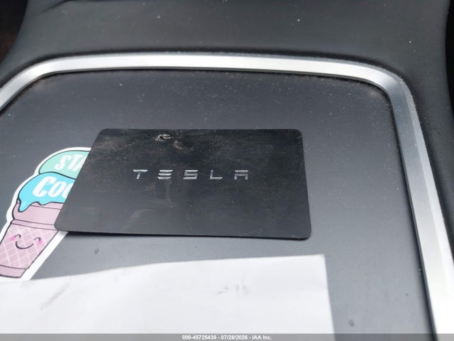 45725438 :رقم المزاد ، 7SAYGDEE2NF313749 vin ، 2022 Tesla Model Y Long Range Dual Motor All-wheel Drive مزاد بيع