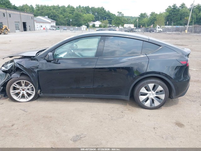 45725438 :رقم المزاد ، 7SAYGDEE2NF313749 vin ، 2022 Tesla Model Y Long Range Dual Motor All-wheel Drive مزاد بيع