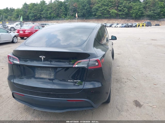45725438 :رقم المزاد ، 7SAYGDEE2NF313749 vin ، 2022 Tesla Model Y Long Range Dual Motor All-wheel Drive مزاد بيع