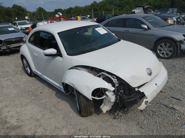 2018 Volkswagen Beetle 2.0t Coast/2.0t S მანქანა იყიდება აუქციონზე, vin: 3VWFD7AT9JM714866, აუქციონის ნომერი: 45725441