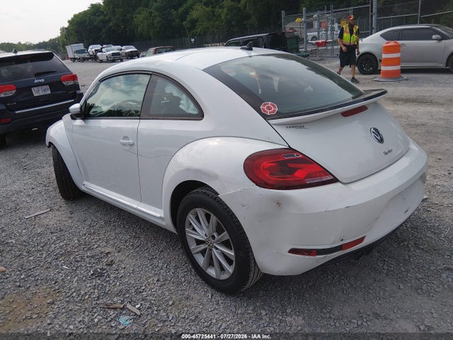 2018 Volkswagen Beetle 2.0t Coast/2.0t S მანქანა იყიდება აუქციონზე, vin: 3VWFD7AT9JM714866, აუქციონის ნომერი: 45725441