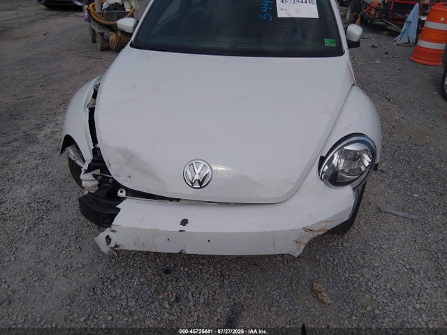 2018 Volkswagen Beetle 2.0t Coast/2.0t S მანქანა იყიდება აუქციონზე, vin: 3VWFD7AT9JM714866, აუქციონის ნომერი: 45725441