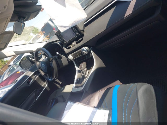2022 Toyota Rav4 Hybrid Xle მანქანა იყიდება აუქციონზე, vin: 2T3RWRFV2NW130409, აუქციონის ნომერი: 45725465