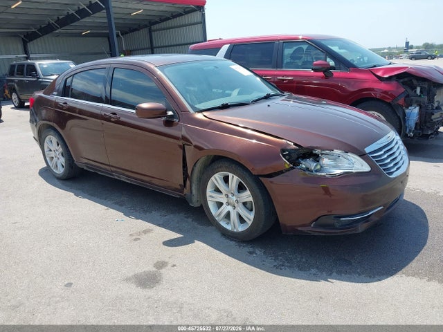 45725532 :رقم المزاد ، 1C3CCBBG7CN184469 vin ، 2012 Chrysler 200 Touring مزاد بيع