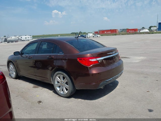 45725532 :رقم المزاد ، 1C3CCBBG7CN184469 vin ، 2012 Chrysler 200 Touring مزاد بيع