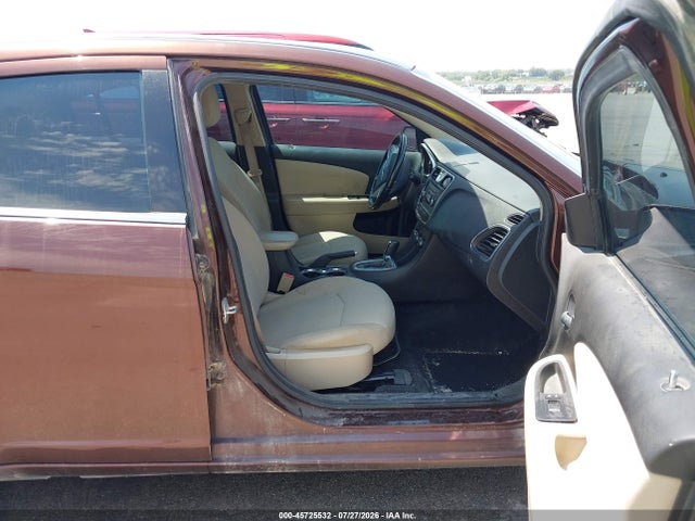 45725532 :رقم المزاد ، 1C3CCBBG7CN184469 vin ، 2012 Chrysler 200 Touring مزاد بيع