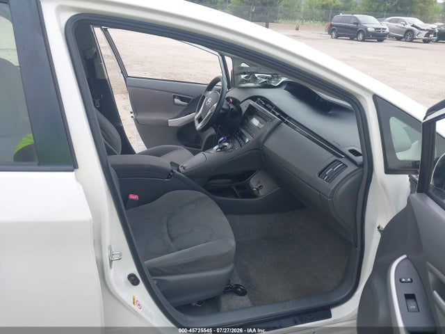 45725545 :رقم المزاد ، JTDKN3DU7B5364205 vin ، 2011 Toyota Prius Two مزاد بيع