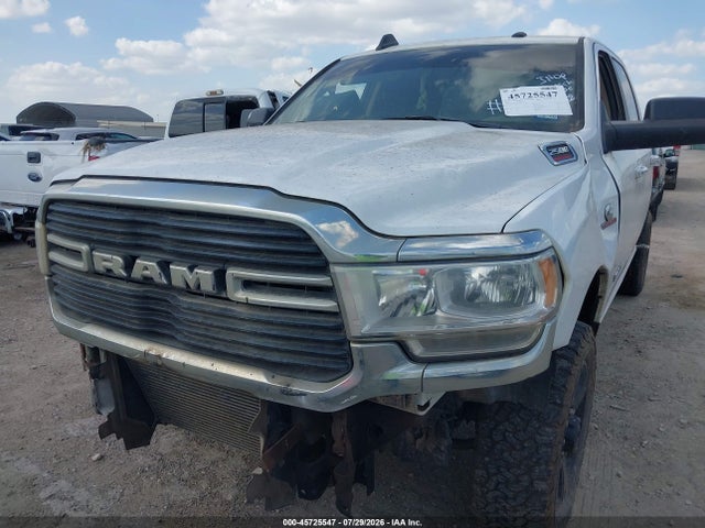 45725547 :رقم المزاد ، 3C6UR5DL7KG529699 vin ، 2019 Ram 2500 Big Horn  4x4 6'4 Box مزاد بيع