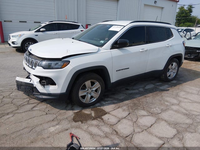 2022 Jeep Compass Latitude Fwd მანქანა იყიდება აუქციონზე, vin: 3C4NJCBB2NT137261, აუქციონის ნომერი: 45725554