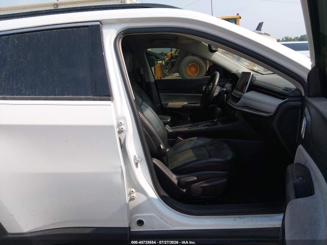 2022 Jeep Compass Latitude Fwd მანქანა იყიდება აუქციონზე, vin: 3C4NJCBB2NT137261, აუქციონის ნომერი: 45725554