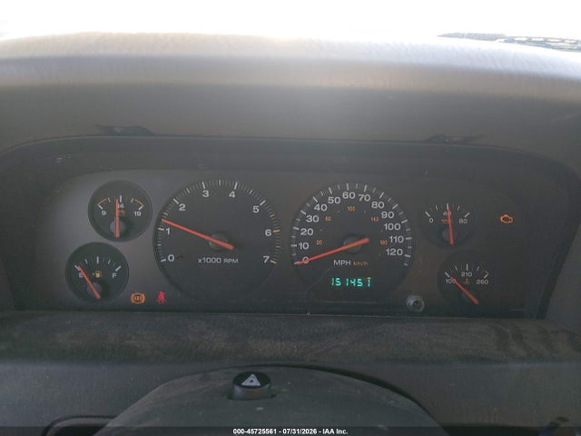 2000 Jeep Grand Cherokee Laredo მანქანა იყიდება აუქციონზე, vin: 1J4GW48S8YC118750, აუქციონის ნომერი: 45725561