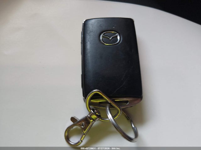 45725631 :رقم المزاد ، JM1BPBML9N1521403 vin ، 2022 Mazda Mazda3 Premium مزاد بيع