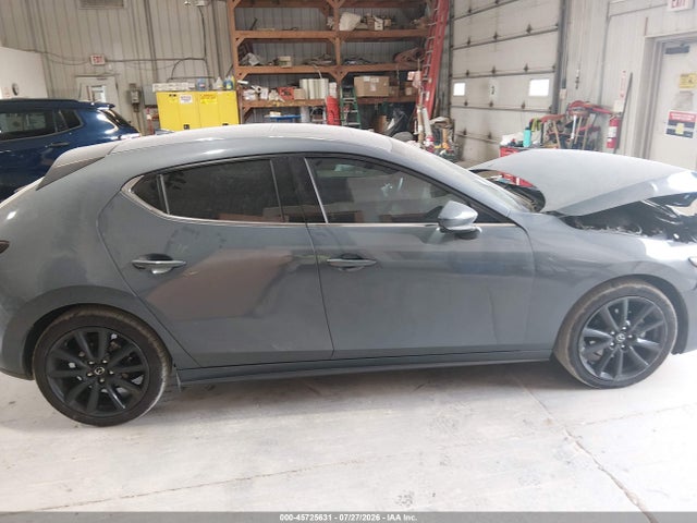 45725631 :رقم المزاد ، JM1BPBML9N1521403 vin ، 2022 Mazda Mazda3 Premium مزاد بيع