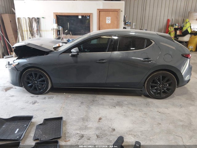45725631 :رقم المزاد ، JM1BPBML9N1521403 vin ، 2022 Mazda Mazda3 Premium مزاد بيع