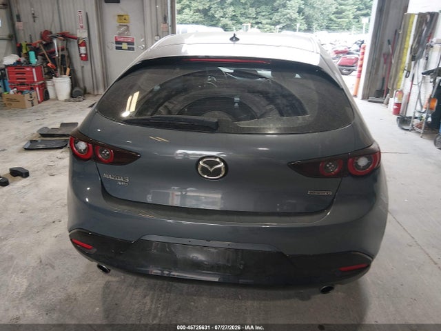 45725631 :رقم المزاد ، JM1BPBML9N1521403 vin ، 2022 Mazda Mazda3 Premium مزاد بيع