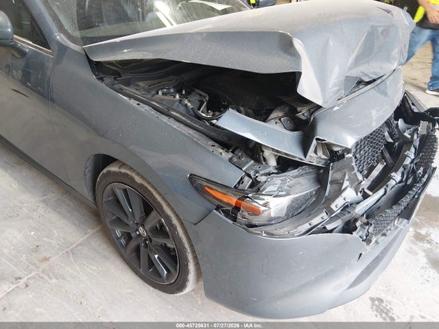 45725631 :رقم المزاد ، JM1BPBML9N1521403 vin ، 2022 Mazda Mazda3 Premium مزاد بيع