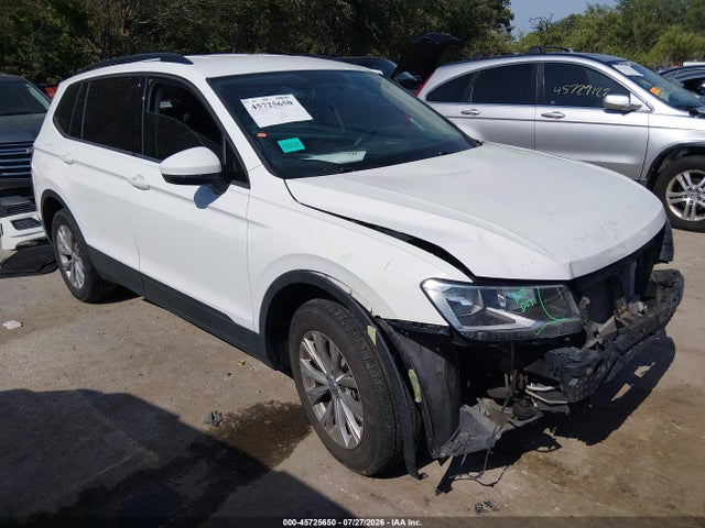 Продажа на аукционе авто 2018 Volkswagen Tiguan 2.0t S, vin: 3VV0B7AX1JM119481, номер лота: 45725650