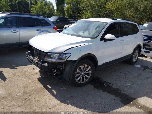 Продаж на аукціоні авто 2018 Volkswagen Tiguan 2.0t S, vin: 3VV0B7AX1JM119481, номер лоту: 45725650