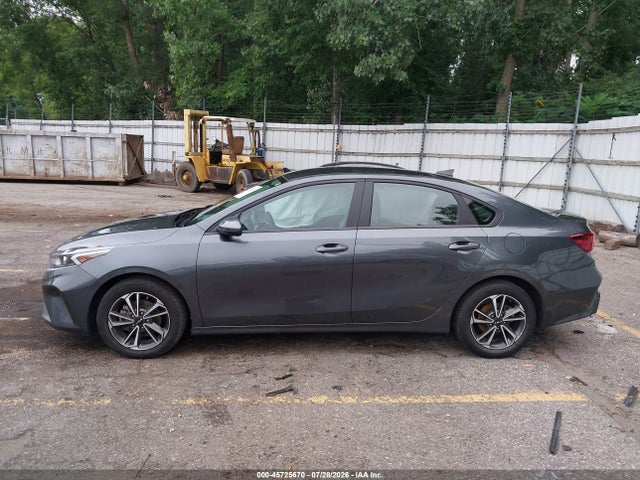 Продажа на аукционе авто 2023 Kia Forte Lxs, vin: 3KPF24AD6PE683417, номер лота: 45725670