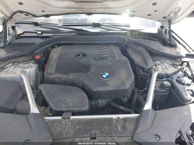 45725716 :رقم المزاد ، WBAJR3C02LWW63737 vin ، 2020 Bmw 530i مزاد بيع