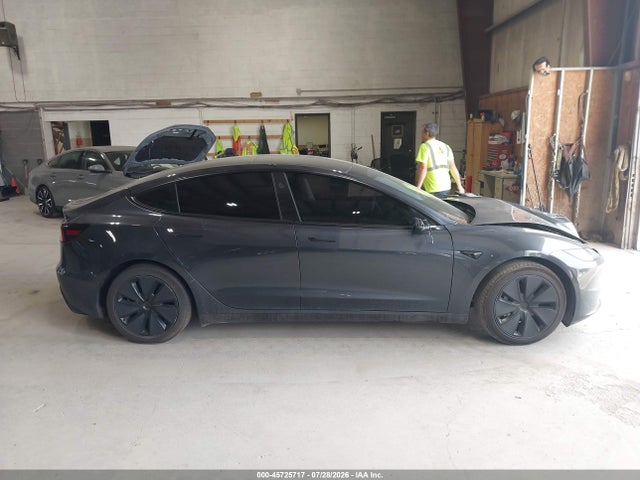 45725717 :رقم المزاد ، 5YJ3E1EB6SF929466 vin ، 2025 Tesla Model 3 Long Range All-wheel Drive مزاد بيع