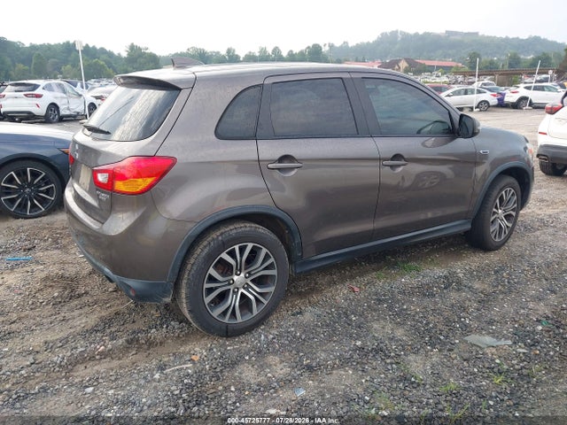 JA4AP3AU0HZ010628 Mitsubishi Outlander Sport 2.0 Es