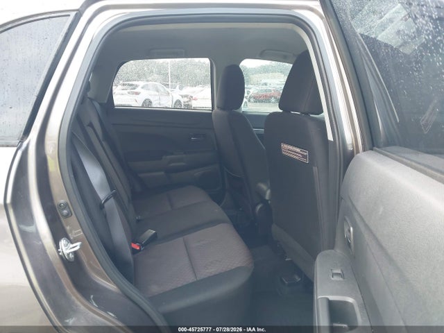 JA4AP3AU0HZ010628 Mitsubishi Outlander Sport 2.0 Es