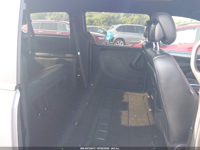 Продаж на аукціоні авто 2016 Dodge Grand Caravan R/t, vin: 2C4RDGEG8GR312206, номер лоту: 45725813
