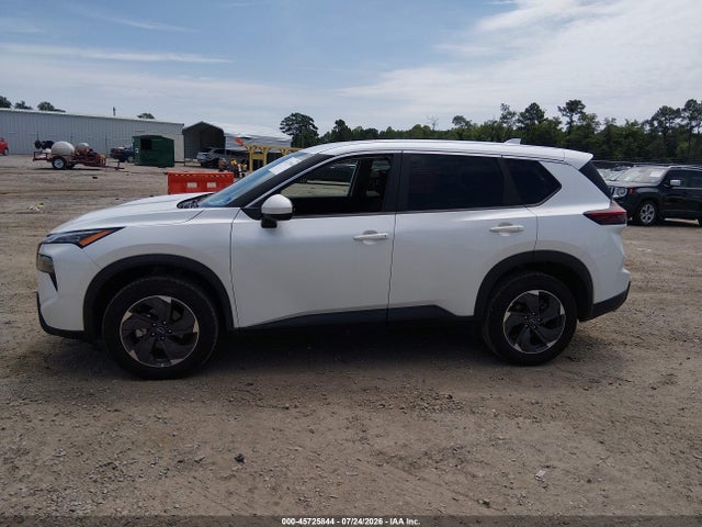5N1BT3BA3SC824806 Nissan Rogue Sv Fwd