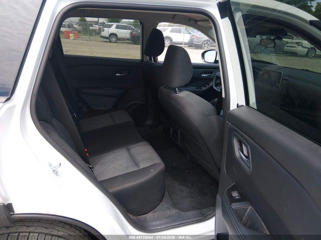 5N1BT3BA3SC824806 Nissan Rogue Sv Fwd