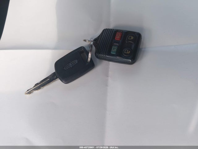 Aukcja sprzedaży 2011 Lincoln Town Car Signature Limited, vin: 2LNBL8CV5BX761208, numer aukcji: 45725901