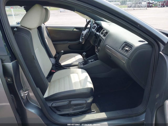 Продажа на аукционе авто 2016 Volkswagen Jetta 1.8t Sport, vin: 3VWB17AJ5GM299768, номер лота: 45725907
