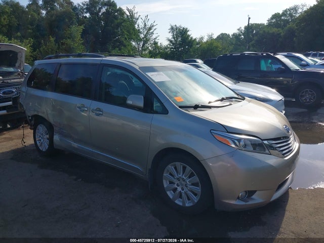 2015 Toyota Sienna Limited Premium 7 Passenger მანქანა იყიდება აუქციონზე, vin: 5TDDK3DC7FS115895, აუქციონის ნომერი: 45725912