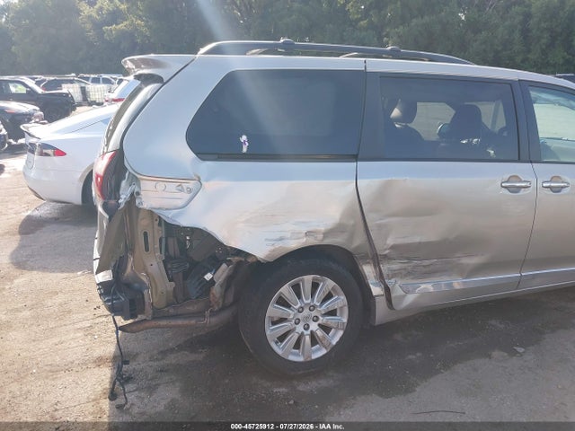 Продаж на аукціоні авто 2015 Toyota Sienna Limited Premium 7 Passenger, vin: 5TDDK3DC7FS115895, номер лоту: 45725912