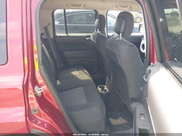 45726007 :رقم المزاد ، 1C4NJPBB4GD575327 vin ، 2016 Jeep Patriot Sport مزاد بيع