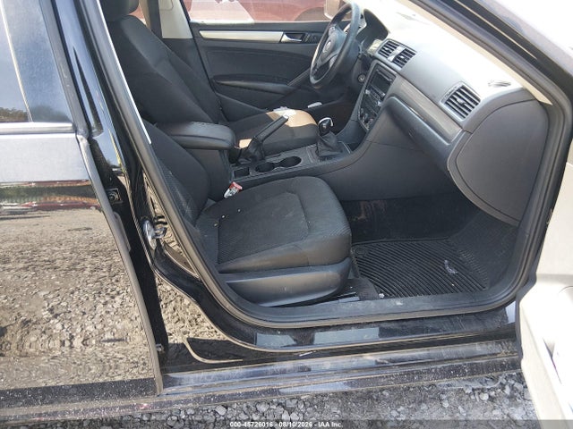 Продаж на аукціоні авто 2014 Volkswagen Passat 2.5l S, vin: 1VWAP7A30EC028093, номер лоту: 45726016