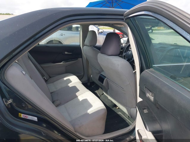 45726076 :رقم المزاد ، 4T1BF1FK6EU381693 vin ، 2014 Toyota Camry Le مزاد بيع
