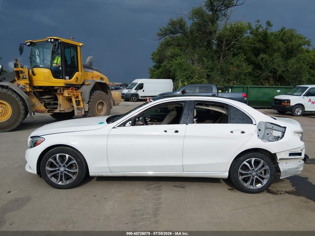 Aukcja sprzedaży 2017 Mercedes-benz C 300 4matic, vin: 55SWF4KB5HU198908, numer aukcji: 45726079