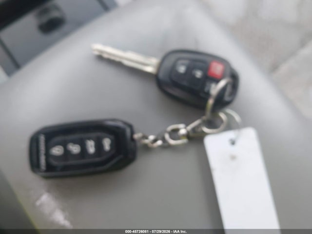 45726081 :رقم المزاد ، 4T1BF1FK7CU023645 vin ، 2012 Toyota Camry Le مزاد بيع