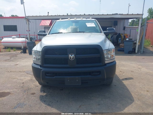 Продаж на аукціоні авто 2018 Ram 3500 Tradesman  4x2 8' Box, vin: 3C63RPAJ9JG383606, номер лоту: 45726083