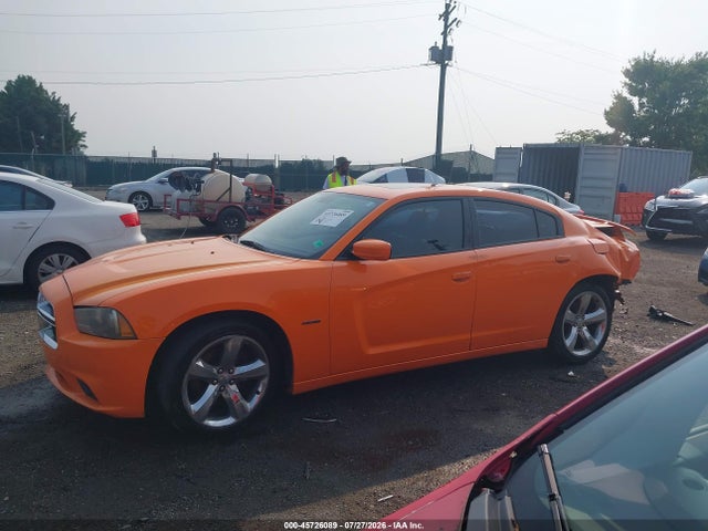 2014 Dodge Charger R/t Plus მანქანა იყიდება აუქციონზე, vin: 2C3CDXCTXEH166940, აუქციონის ნომერი: 45726089